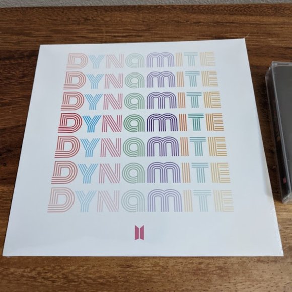 BTS Dynamite Vinyl and Cassette Set Brand new - Picture 3 of 6